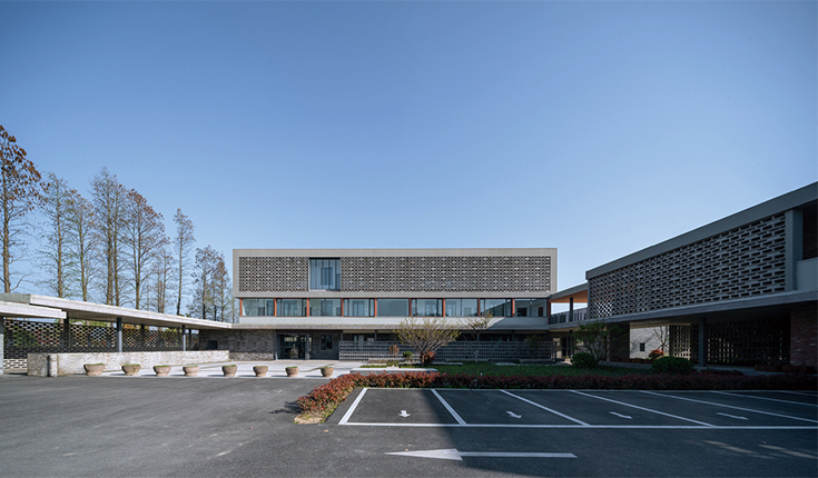 旧校舍改建党群中心,重塑文旅生活的聚集地